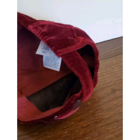 GAP Velvet Baseball Cap Women Sz S/M 58cm Red Delicious Adjustable Strap Unisex‎ - Picture 10 of 14